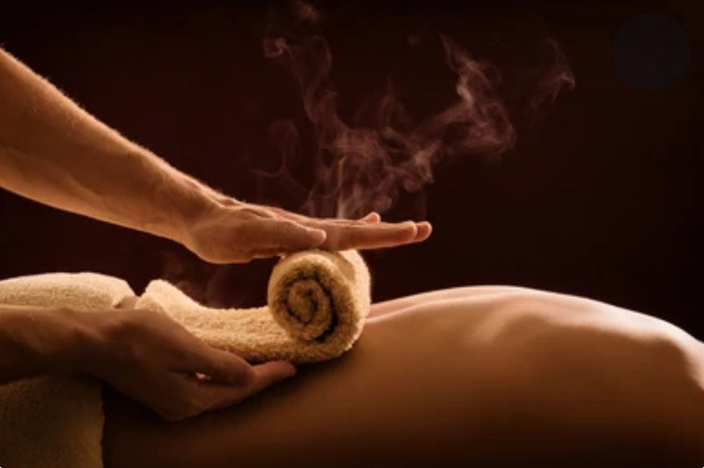 Microwave relaxation with Egyptian cotton towels - spa treatment at home