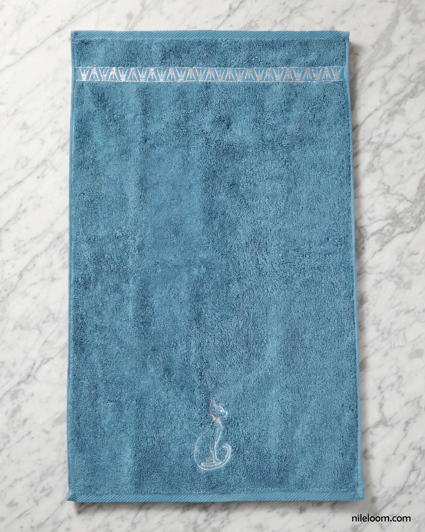Great Nile Collection Embroidered Towel - Bastet, 100% Cotton, 700 GSM Luxury, Microwave Spa-Ready, Double-Stitched, Eco-Friendly, Ultra-soft, 31X20 inches